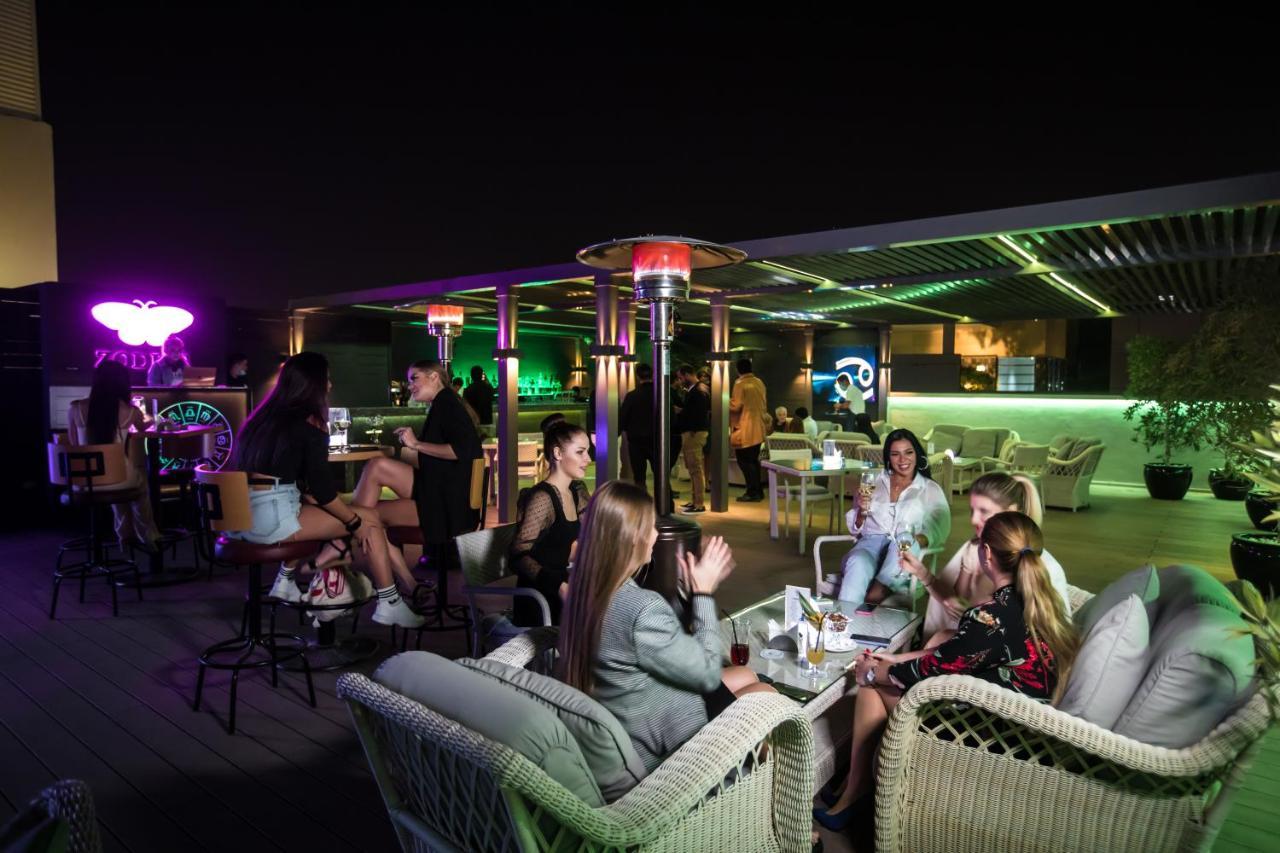 エリート ビブロス ホテル ドバイ エクステリア 写真 Skyline Bar